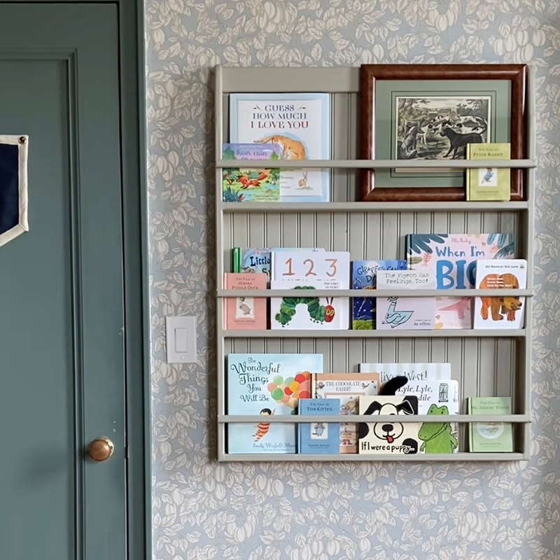 Pretty In The Pines | DIY Bookshelf for the Kids