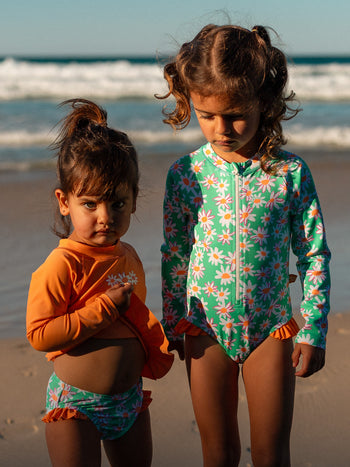 Daisy Chain Frill Rashguard