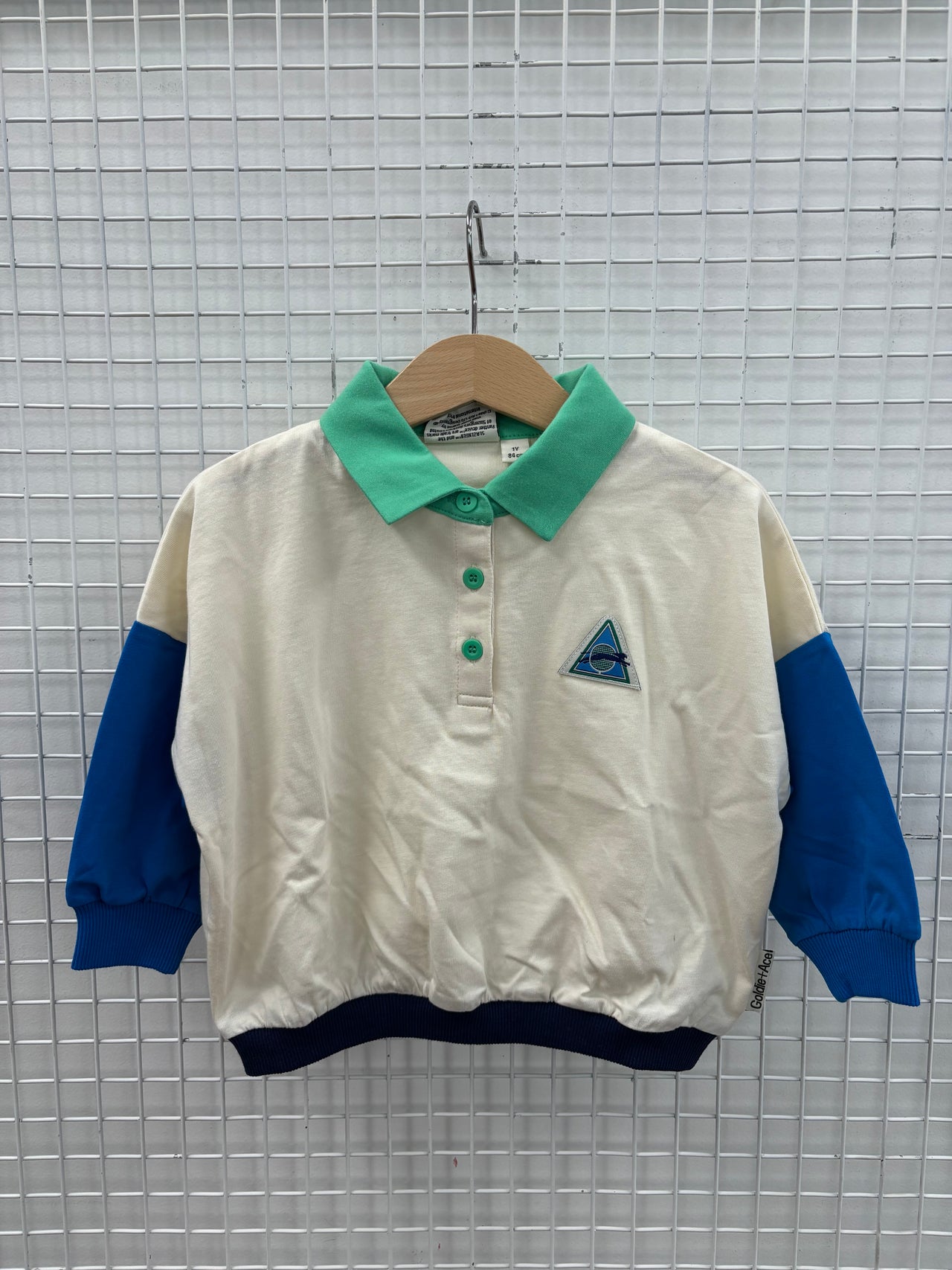 SLAZENGER RUGBY SWEAT TOP - 1Y (MARK ON FRONT)