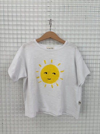 SUNSHINE T-SHIRT - 4Y (FAINT MARK ON FRONT)