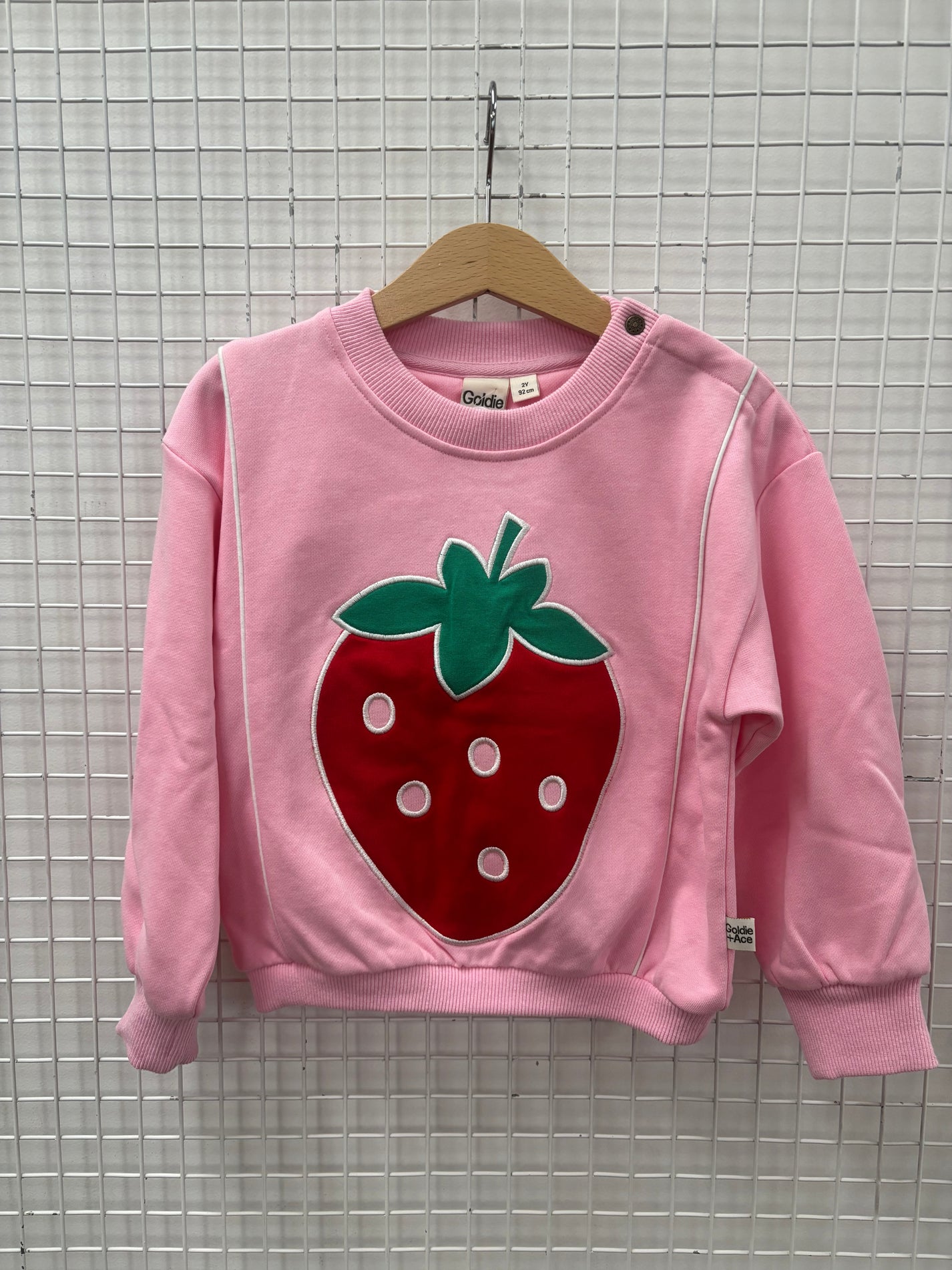 STRAWBERRY SWEATER PINK 2Y (MARK ON BACK SHOULDER)