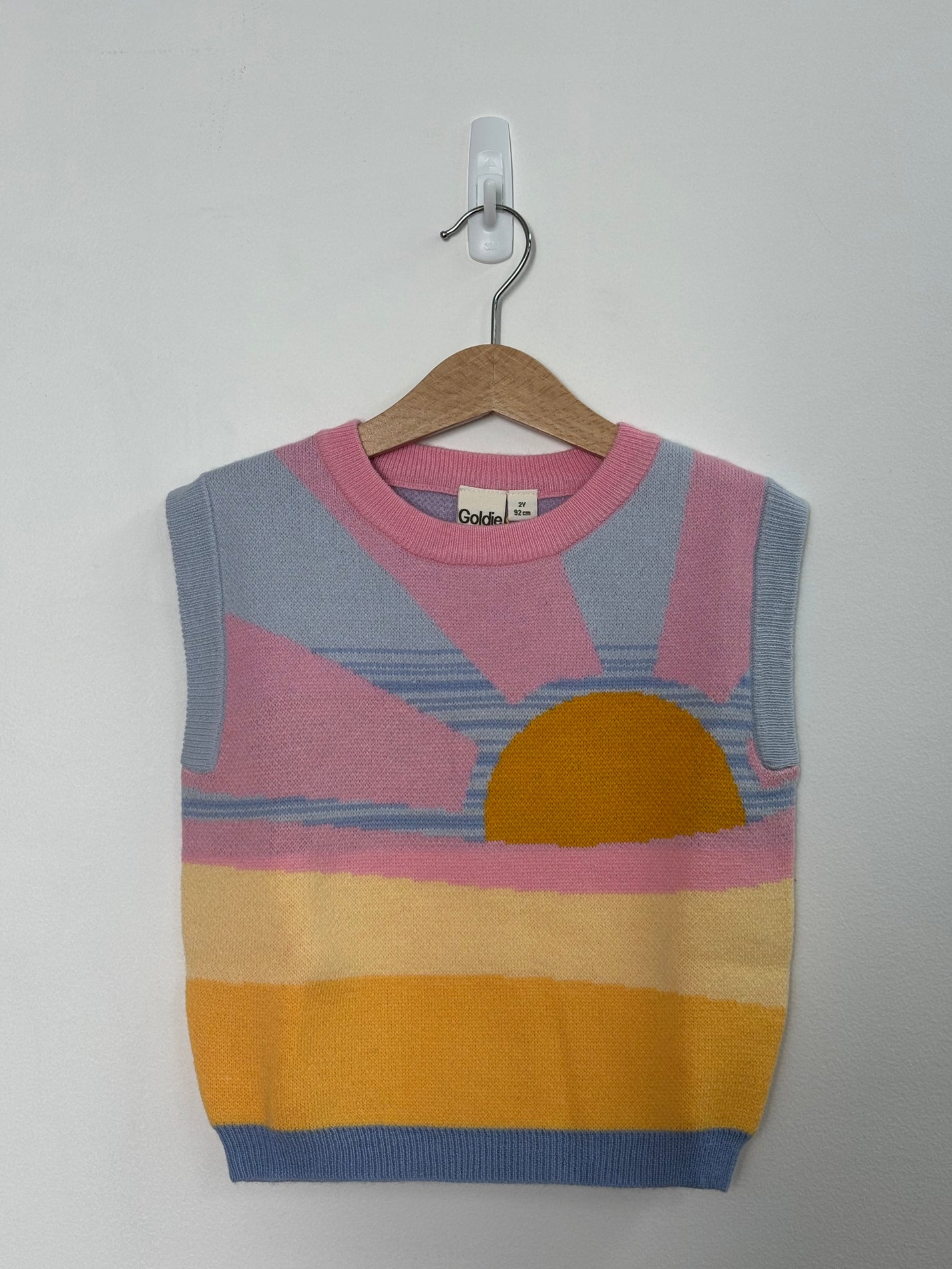 SUNRISE KNIT VEST