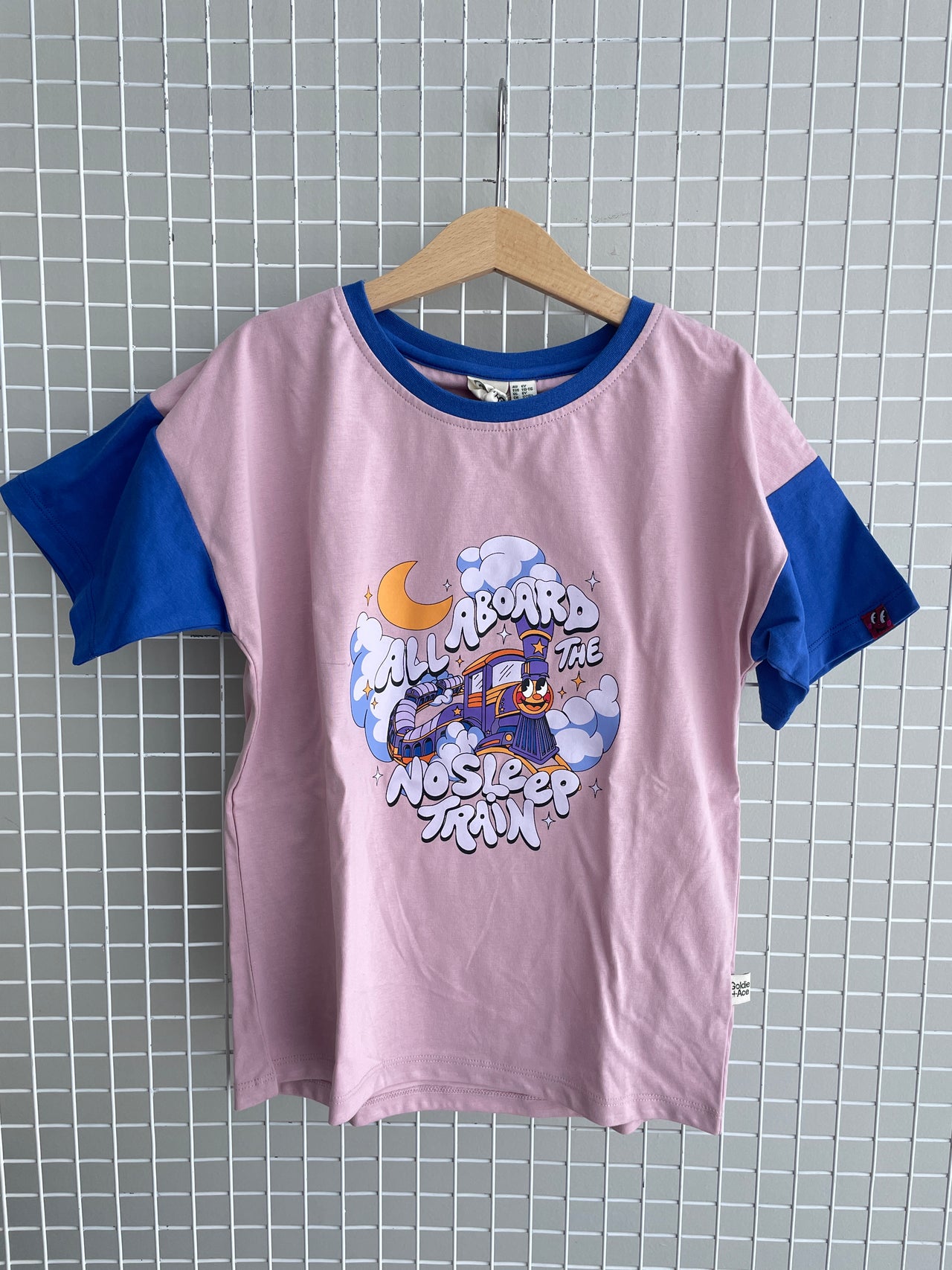 NO SLEEP TRAIN T-SHIRT LILAC - 8Y