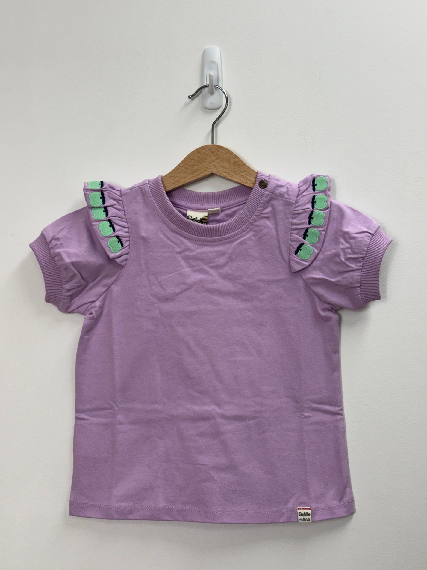 FLOUNCE SHOULDER APPLE TOP