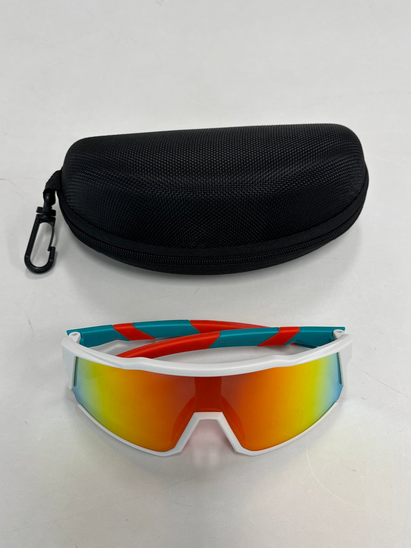 WRAP AROUND SUNGLASSES WHITE