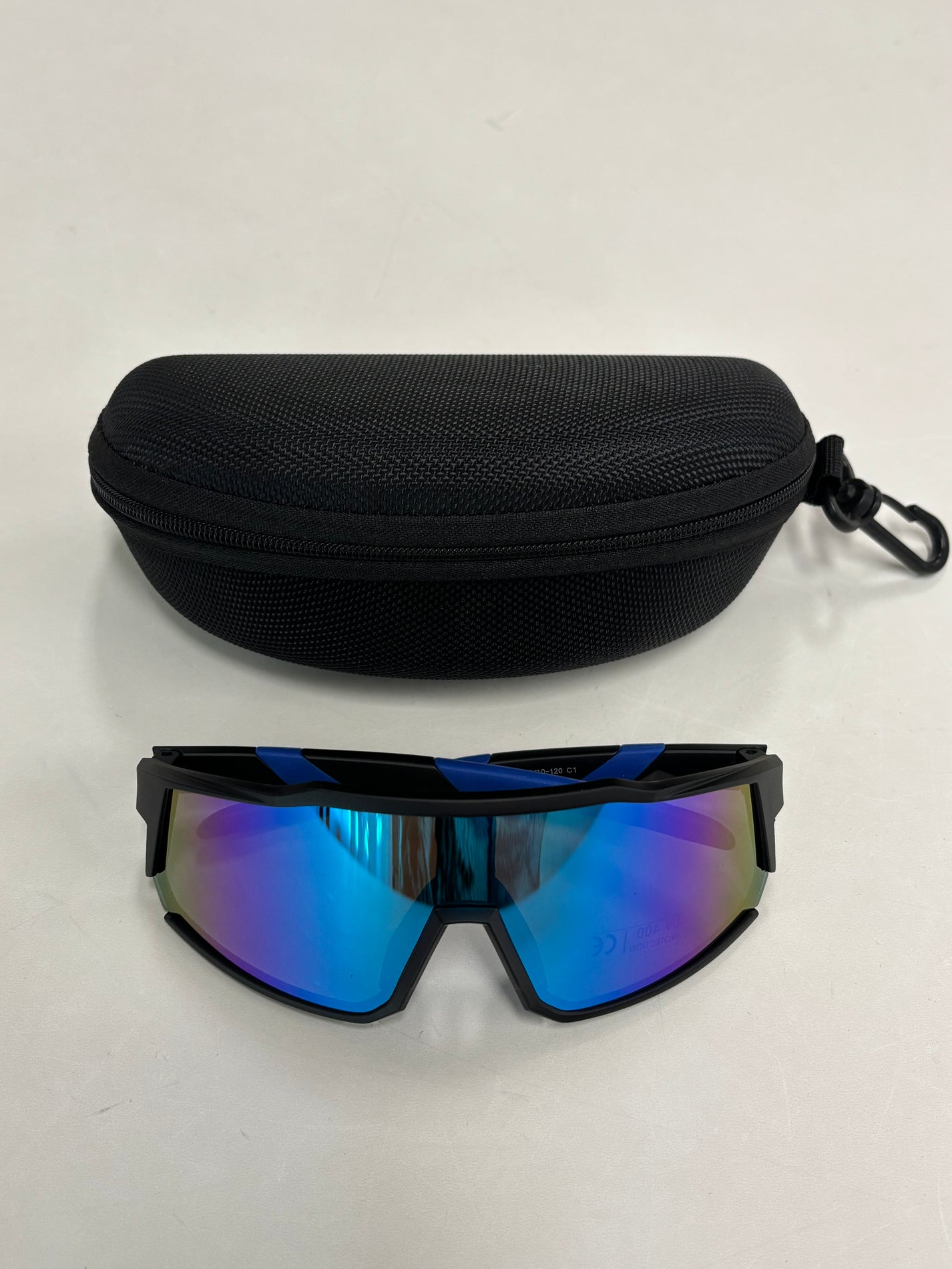 WRAP AROUND SUNGLASSES BLACK