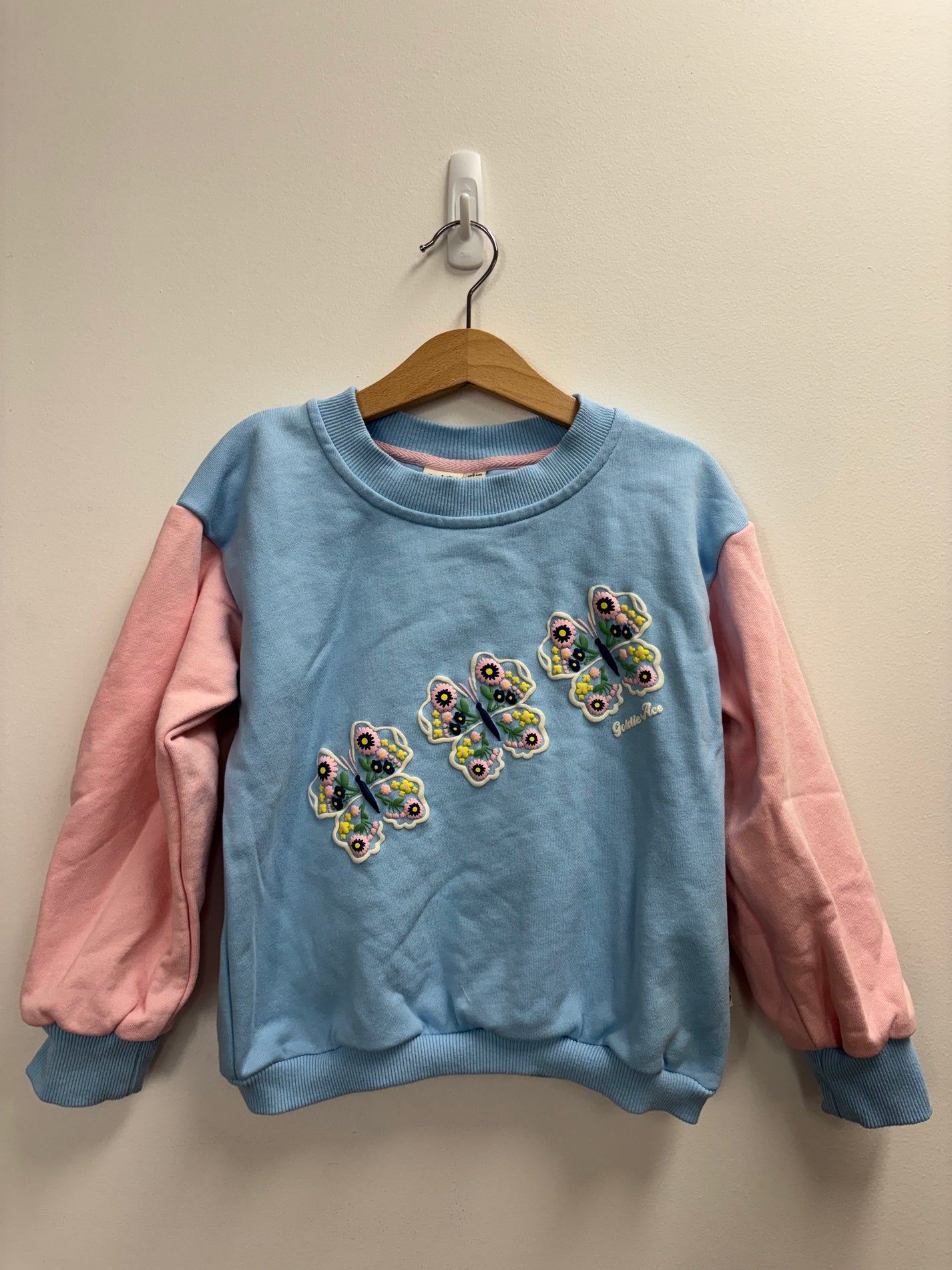 BUTTERFLY SWEATER BLUE/PINK (SMALL MARK ON SHOULDER) - 4Y