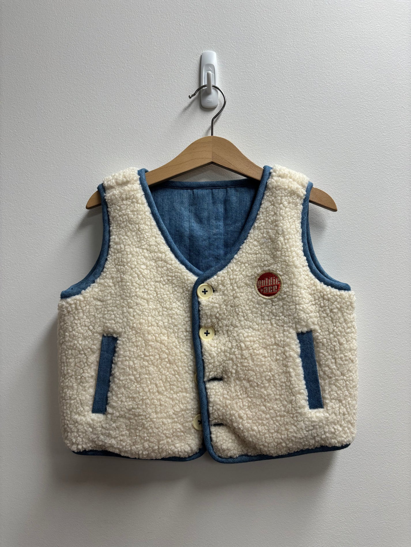 SHERPA REVERSIBLE VEST - 2Y
