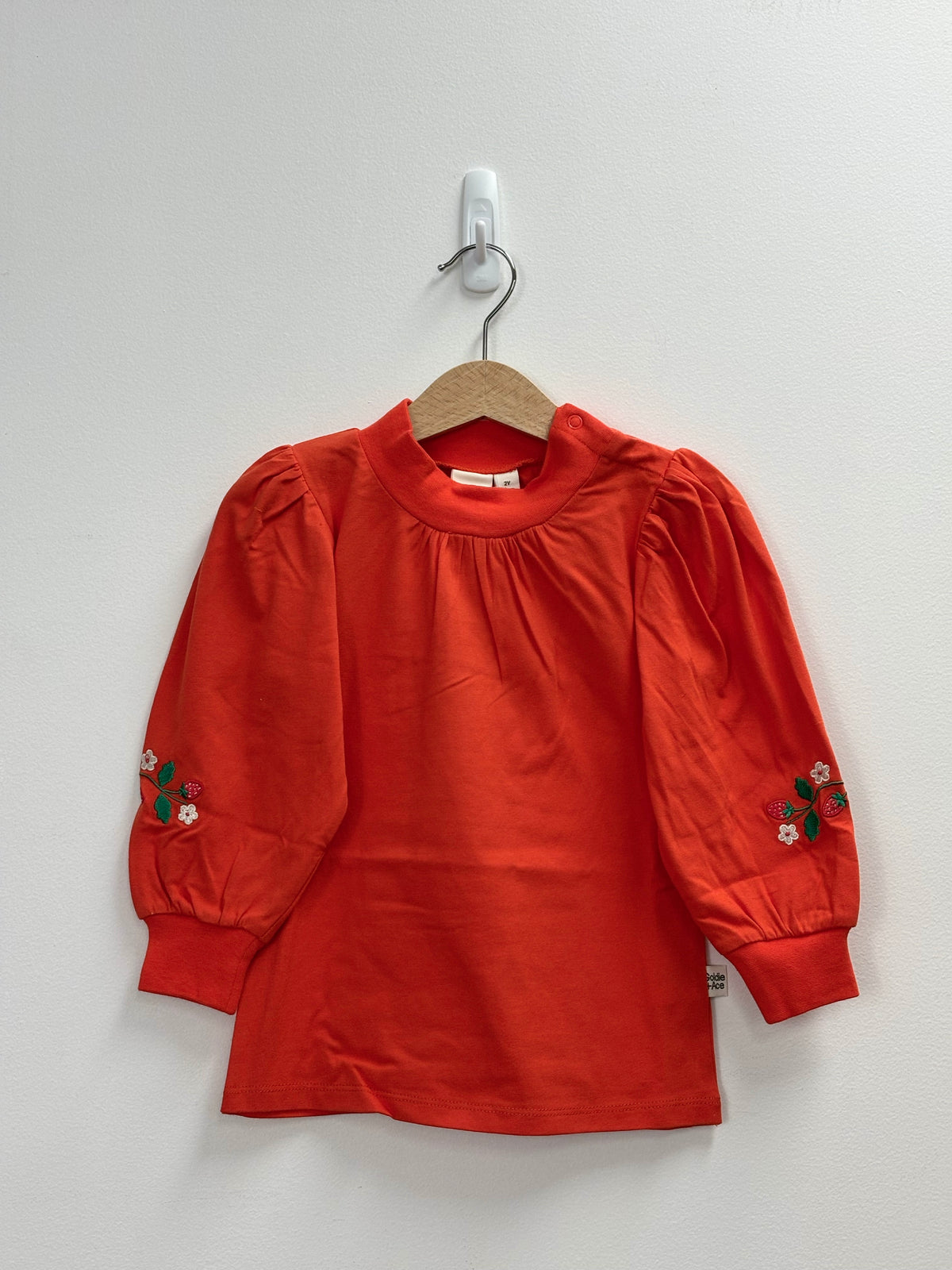 MOCK NECK EMBROIDERED PUFF SLEEVE SKIVVY STRAWBERRY